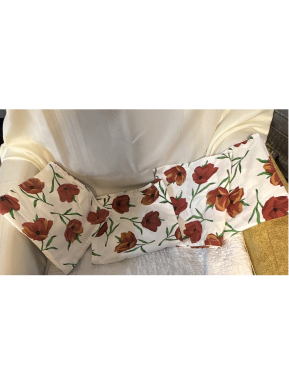 Pier 1 Imports Floral Cotton Napkin 20x20in White Red Green Yellow